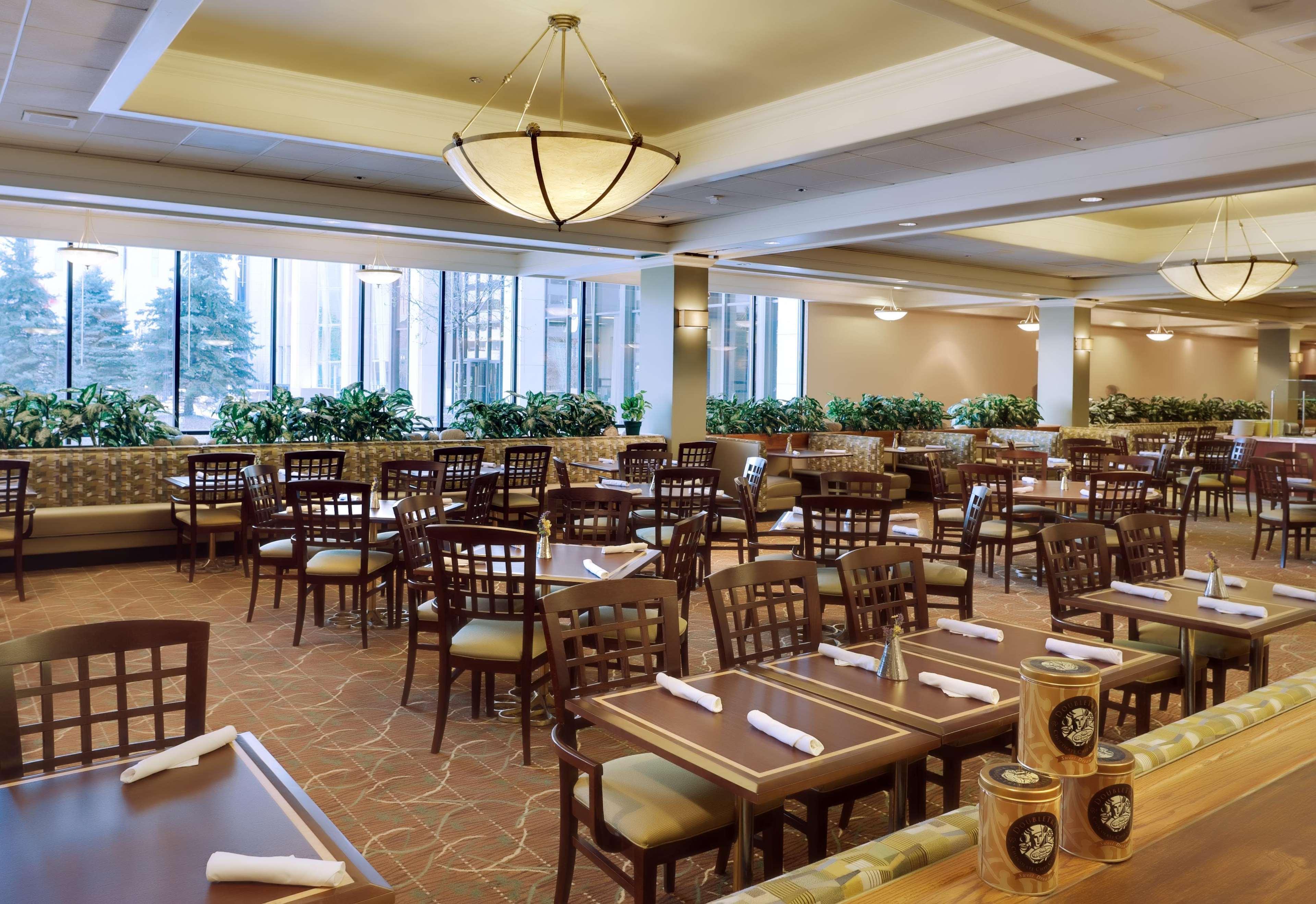 Doubletree By Hilton Hotel & Executive Meeting Center Omaha-Downtown Restaurante foto